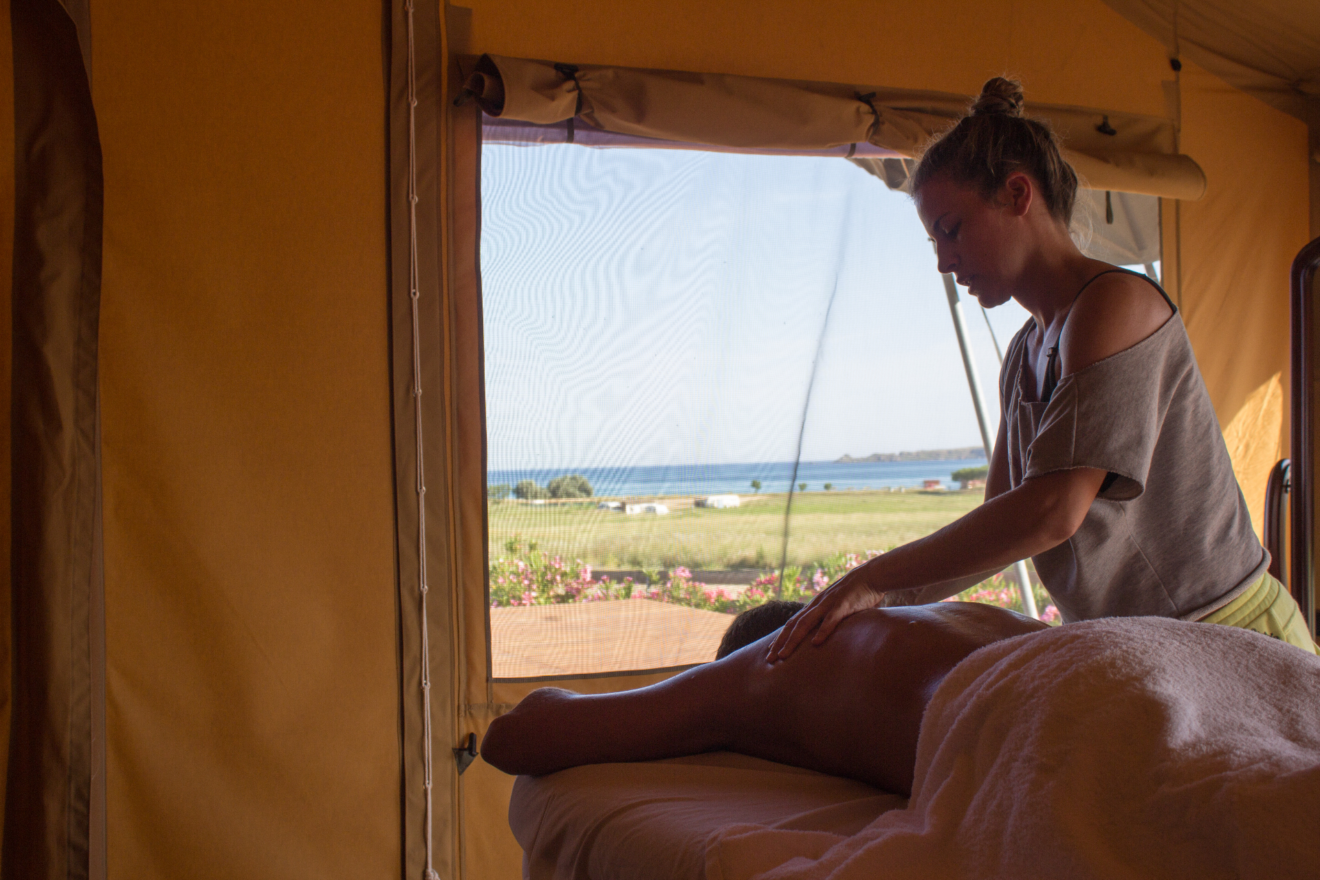 Step-free accessible lodging